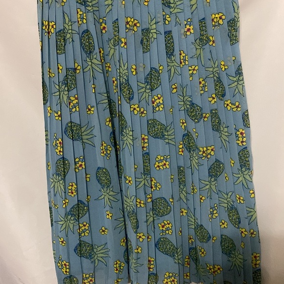 Modcloth Blue Flutter Sleeve Sundress See measurements Pineapple design pleated - Picture 7 of 14